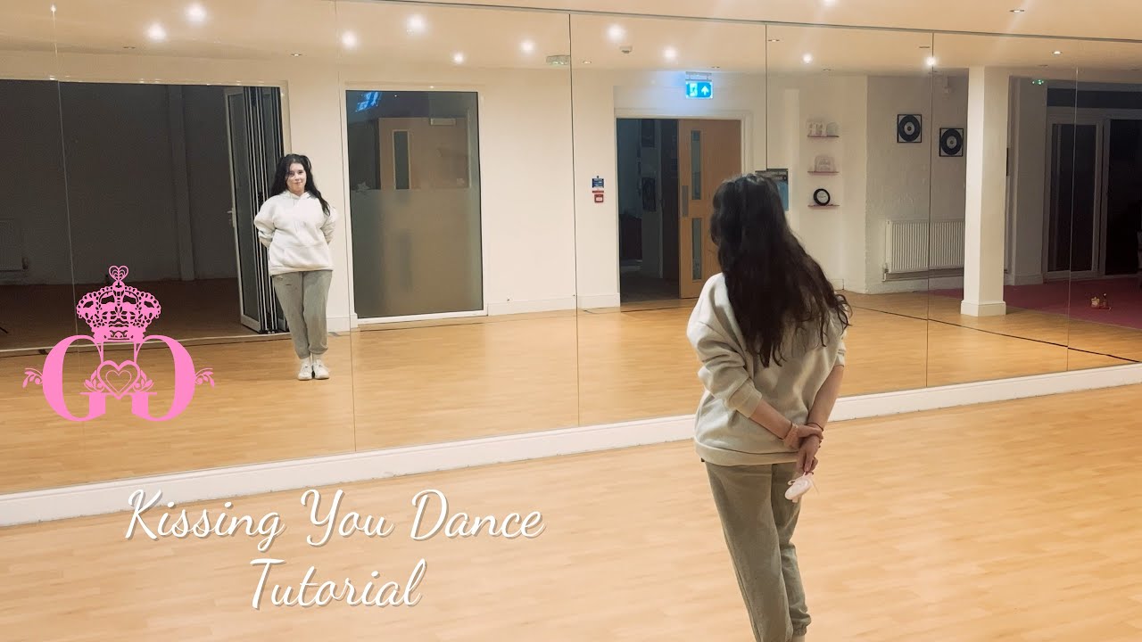 Girls' Generation 소녀시대 'Kissing You' | Dance Tutorial - Nicole Kirkhouse/MiniaturePug