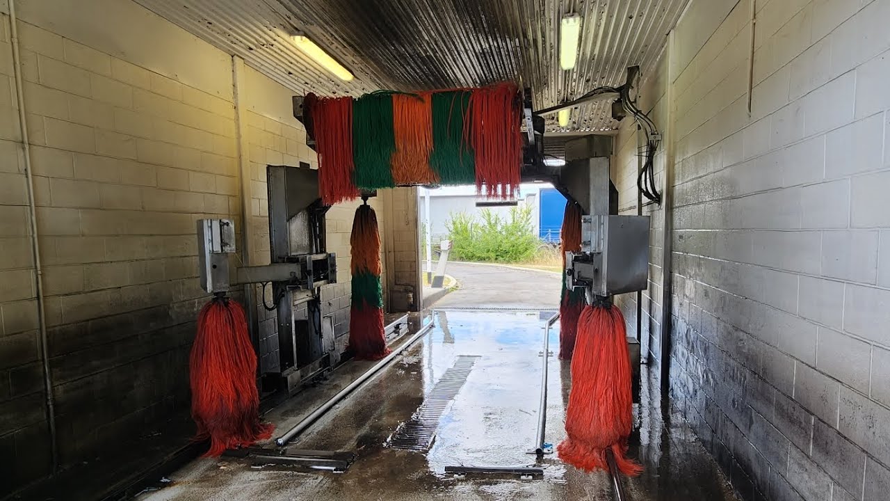 Ryko R5E UltraClean at Mobil with 7-ELEVEN in Fyshwick, ACT