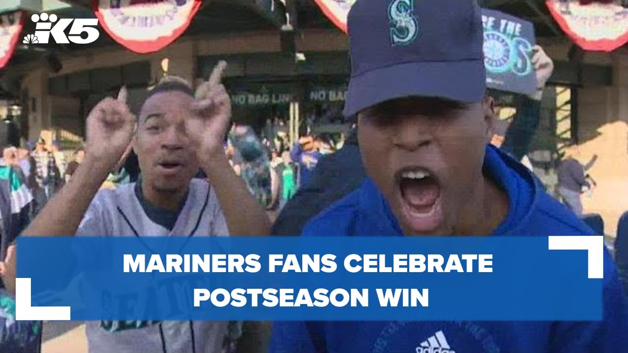 Mariners fans celebrate Wild Card Game win