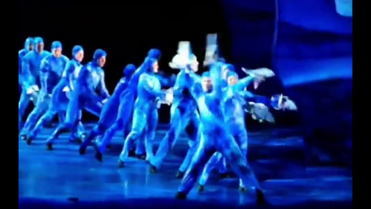 Finding Nemo the musical moonfish Marlin Dory acrhor Bruce chum Mr Ray crush bubble Deb Gill 2010
