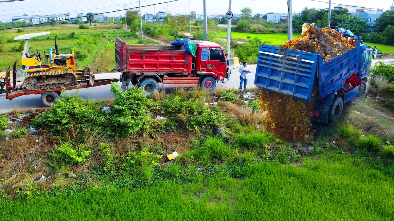 Nicely Start New Landfill!! Very Good Teams Work Dump Truck 5-Ton and Dozer In Actions!