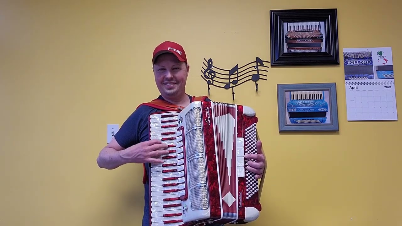 (SOLD!) - Concerto Continental Mark 1 - Pre-Owned (Carnegie Accordion Company - Pittsburgh, PA)