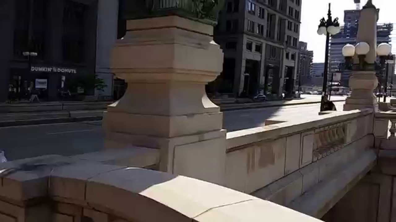 Merchandise Mart - Chicago - Riverwalk
