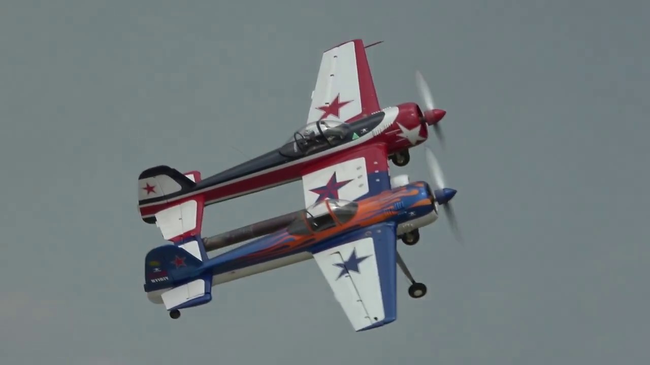 Yak-110 Aerobatics Oshkosh 2018 - Saturday