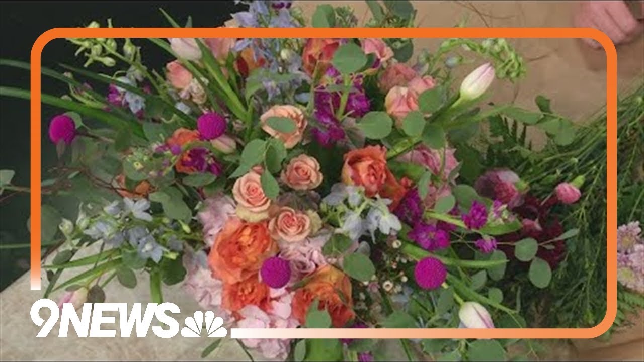 Tips to make your own flower arrangements, and how to make them last longer
