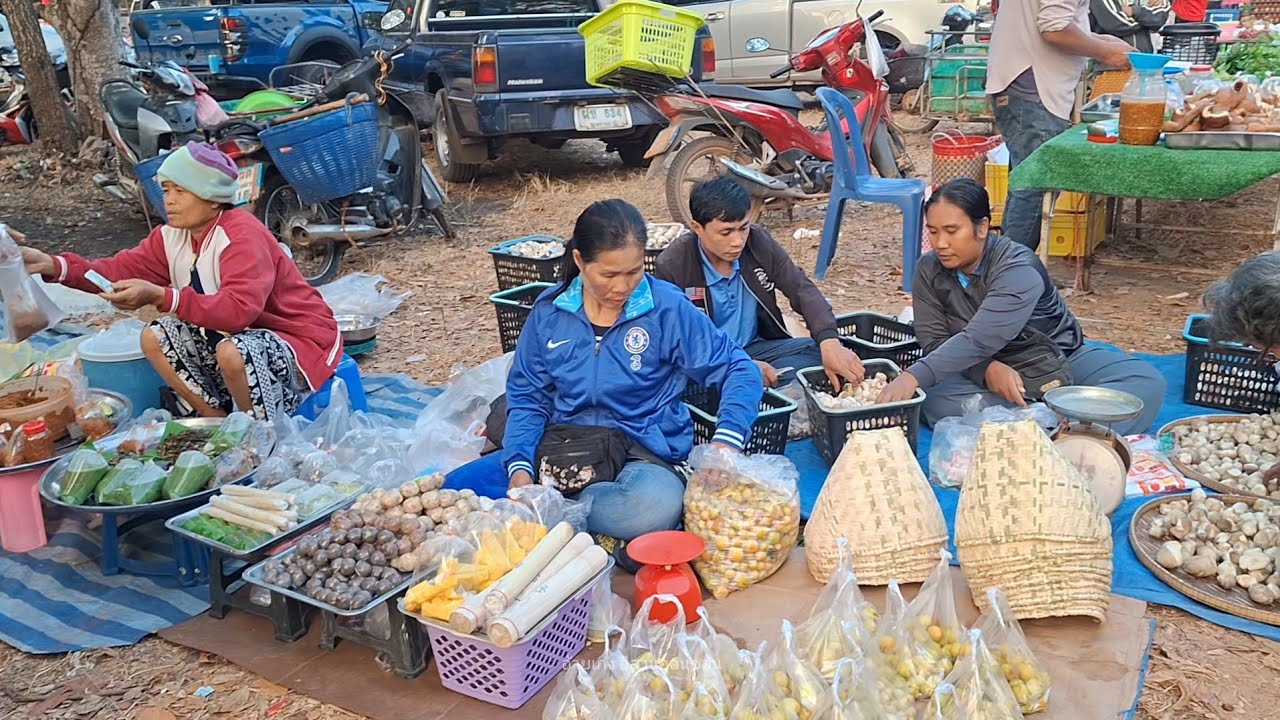 ตลาดนัดบ้านขุมคำ ตำบลแก่งเค็ง อำเภอกุดข้าวปุ้นจังหวัดอุบลราชธานี