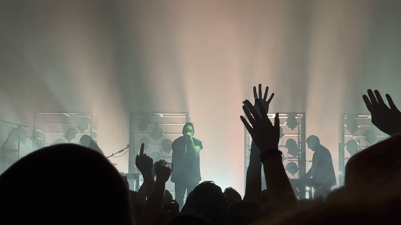 Something I Can Never Have - Nine Inch Nails (Live in Manchester)