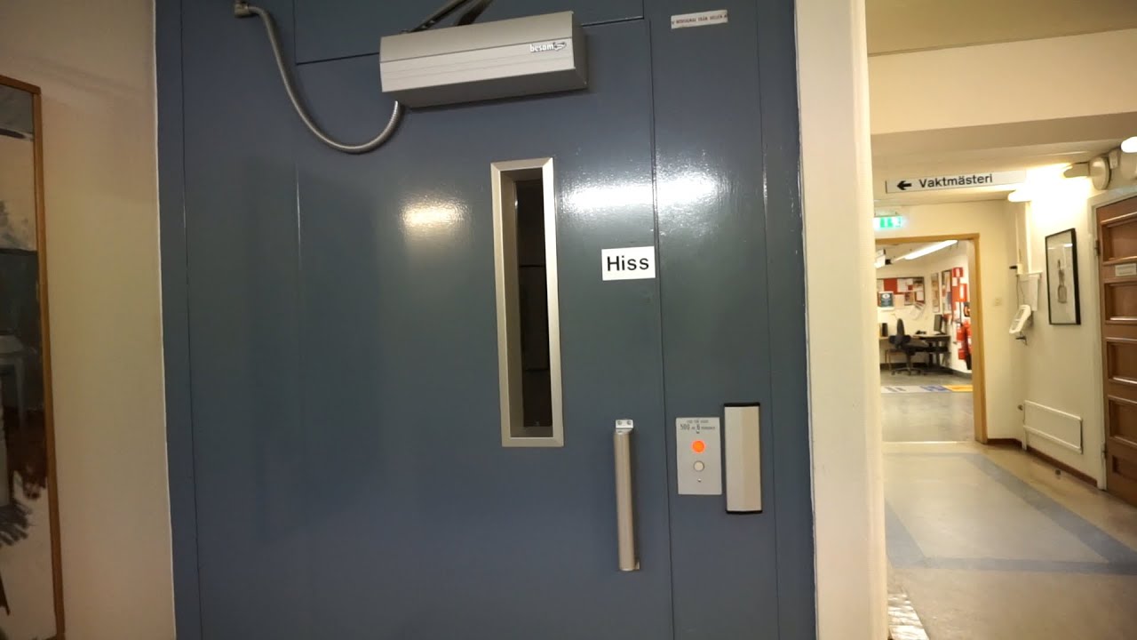 Machine Room Tour! Loud 1976 KONE roped hydraulic elevator @ Storgatan 13, Arvidsjaur, Sweden