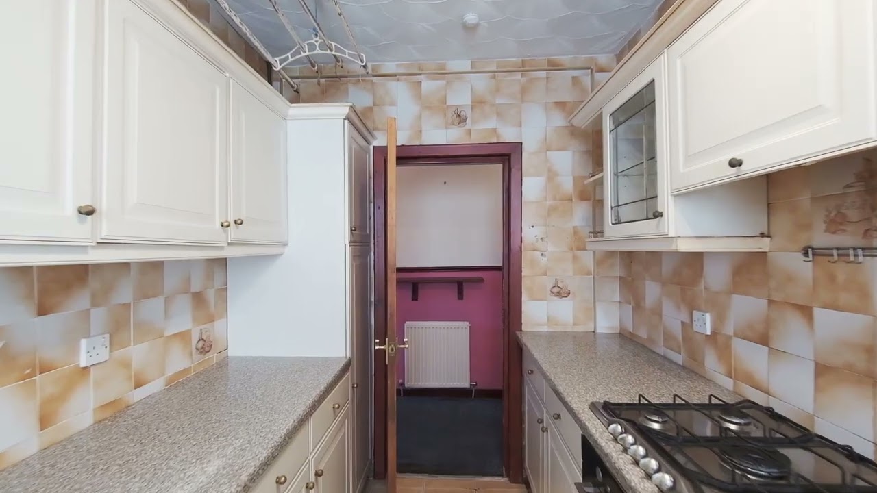 52 Carnock Road, Glasgow, G53 5JN
