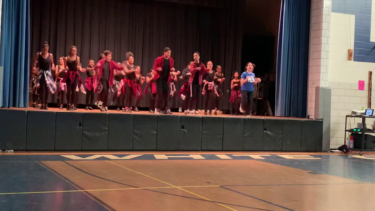 White Oak Middle School “90s Night Finale”