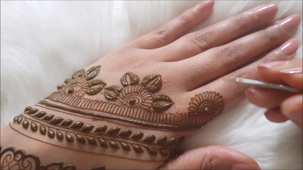 Step by Step intricate Eid Henna Design 1