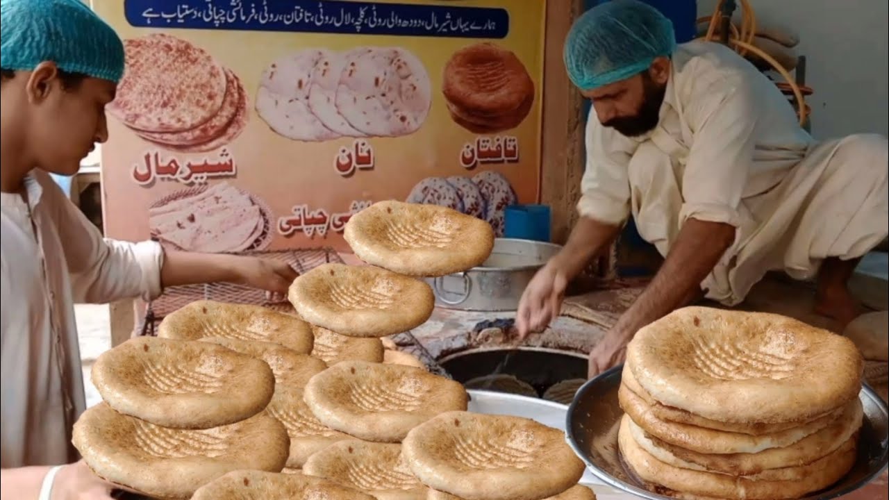 TAFTAAN تافتانRECIPE|Shadiyoon Walay Methay Taftan Roti Recipe| Recipe byTahir Mehmood Food Secrets