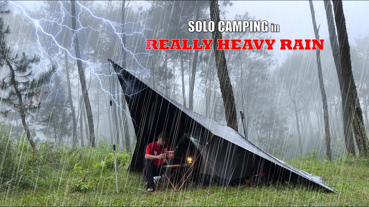 SOLO CAMPING HEAVY RAIN - РАССЛАБЛЯЮЩИЙ КЕМПИНГ СО ЗВУКАМИ ДОЖДЯ - ASMR