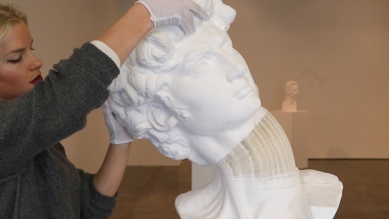 This artist's sculptures will change how you think about paper.
