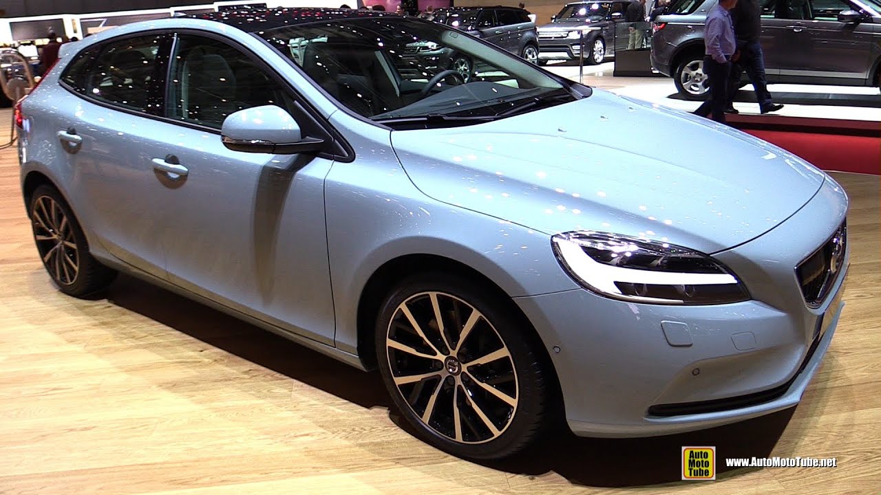 2017 Volvo V40 - Exterior and Interior Walkaround - Debut at 2016 Geneva Motor Show