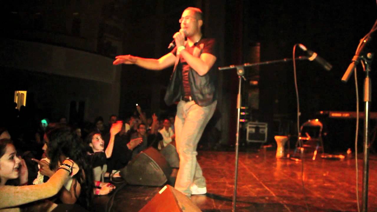 Abder Ft. J.Beezy - Houbak Nar (Houb Nem) (Live @ Mic's Up XL)
