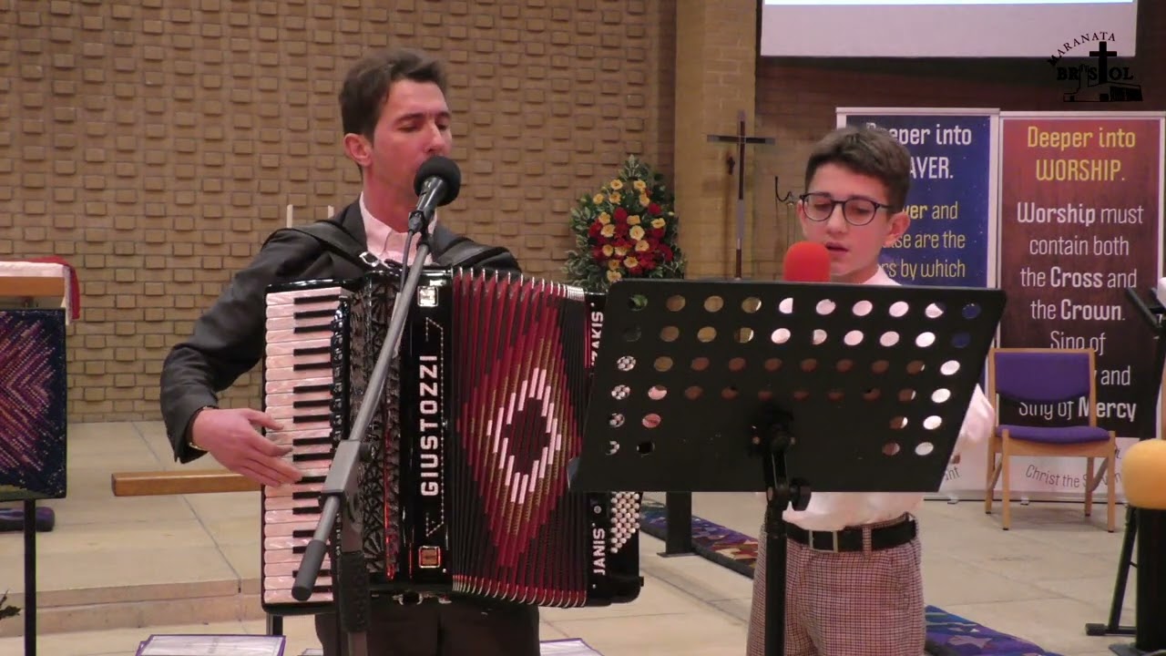Fam  Dumitrescu -  Străin, pribeag şi călător