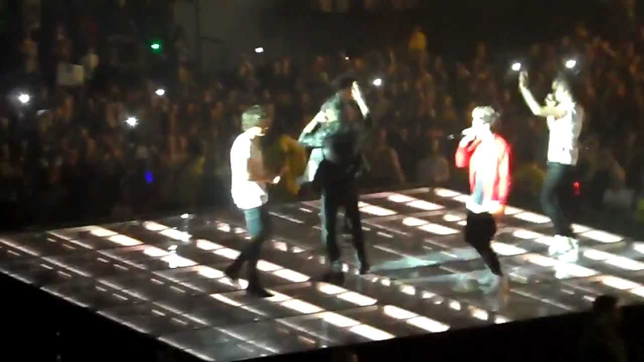 One Direction Twitter Questions @ Capital FM Arena Nottingham 20.03.13