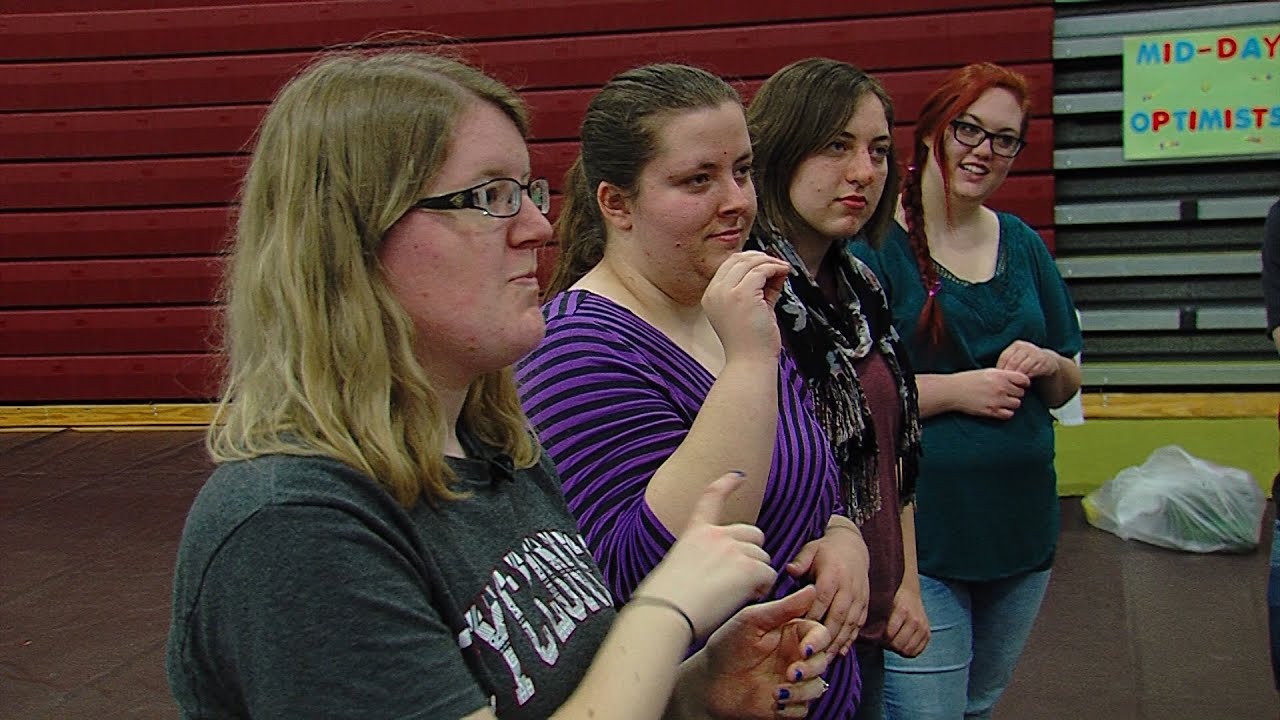 ISU sign language class helps students interact with the deaf community