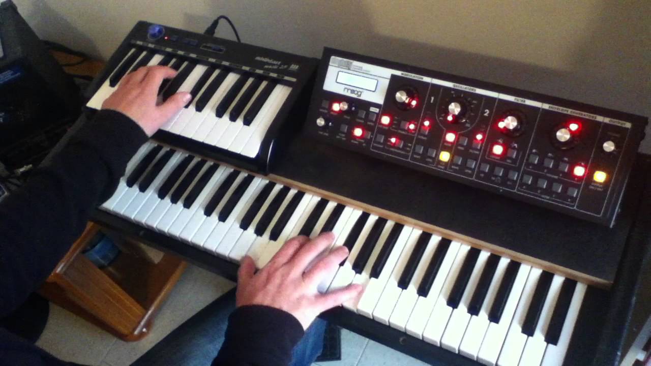 Hohner Pianet T + Moog Slim Phatty + Strymon Blue Sky