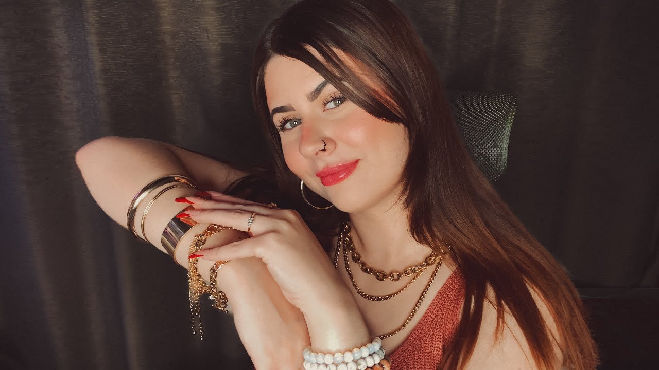 ASMR Jewellery Scratching and Tapping, Skin and Fabric Scratching