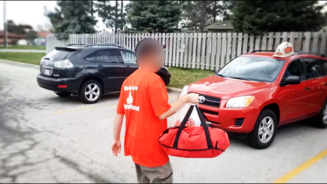 PIZZA TAXI LIFE HACK (DENNIS ROADY)