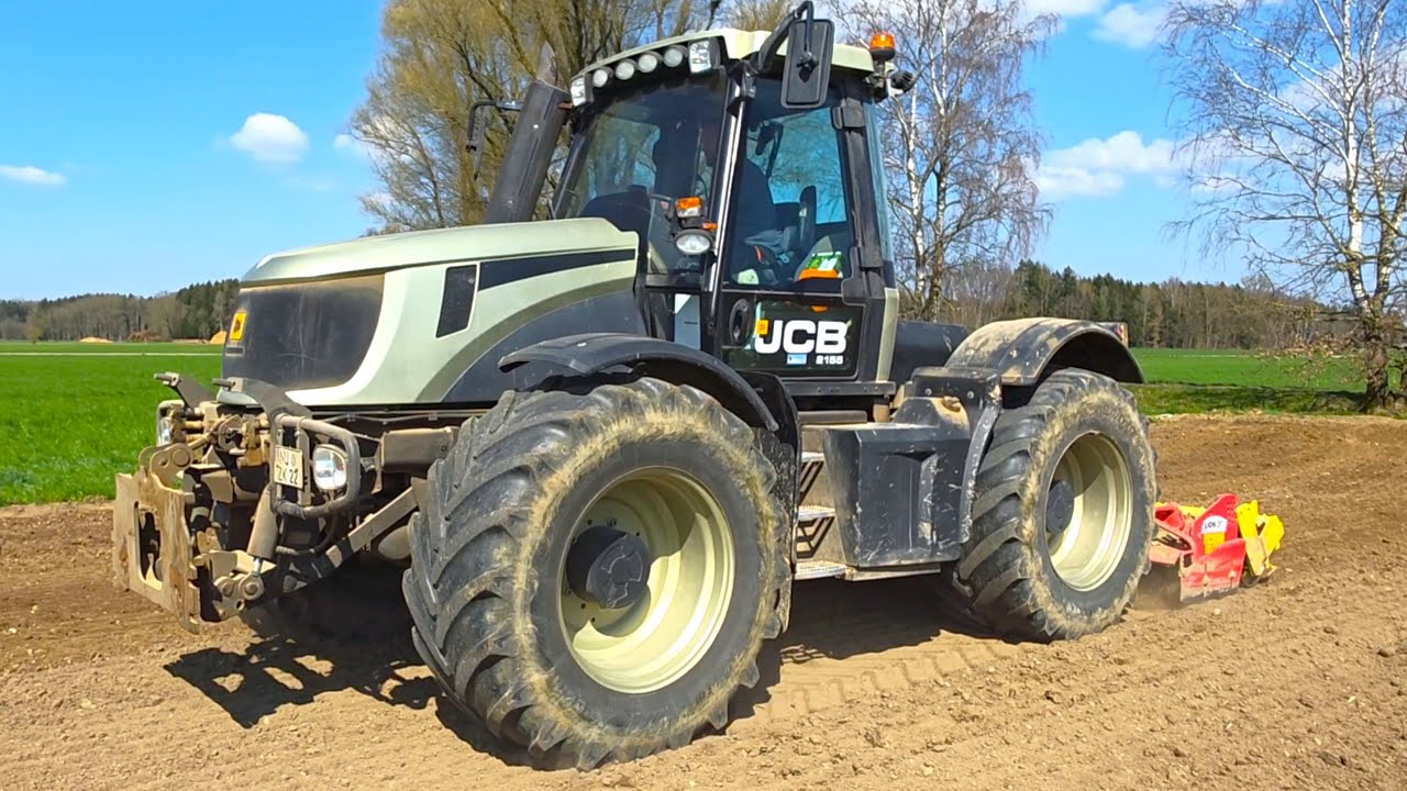 JCB 2155 Fastrac mit LION 251 bei Rübensaatvorbereitung 2025
