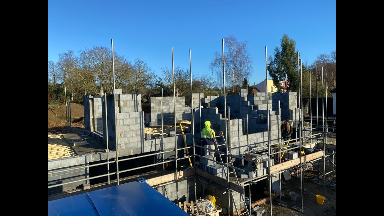 Laying Blocks with me.. Bricklaying
