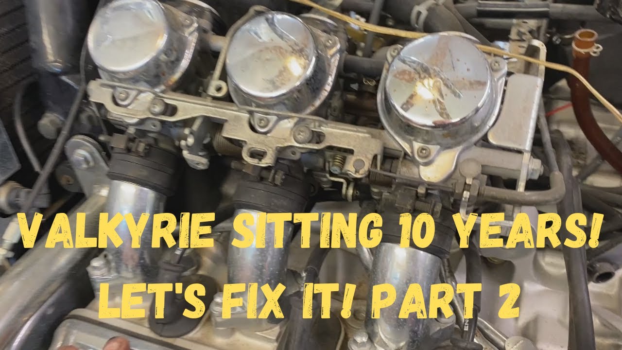 2000 Honda Valkyrie sitting 10 years! Let's fix it! Part 2, fuel tank and carbs.