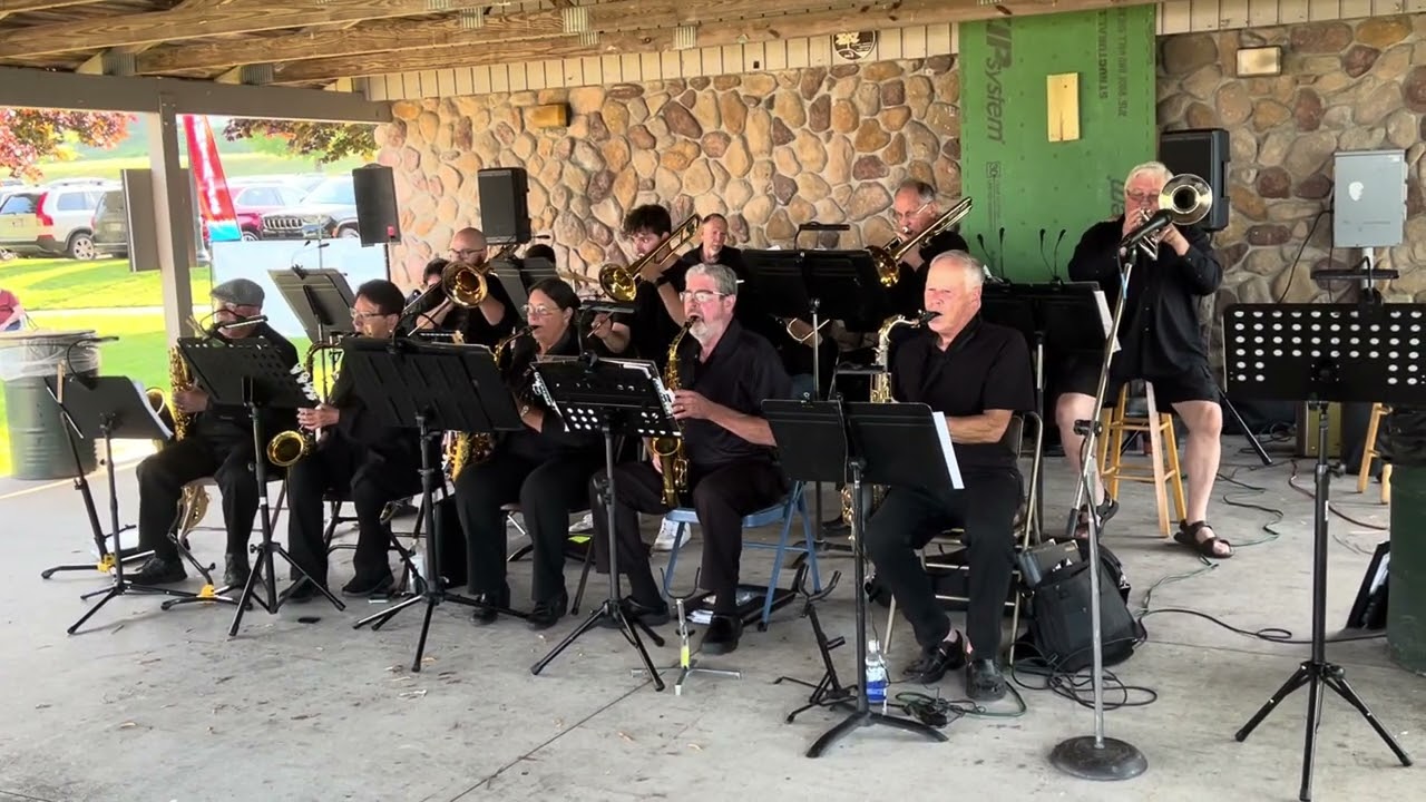 Pine River Jazz 2023 Venetian Fest Performing Little Brown Jug By Paul Lavender 7/21/23 Ferry Beach