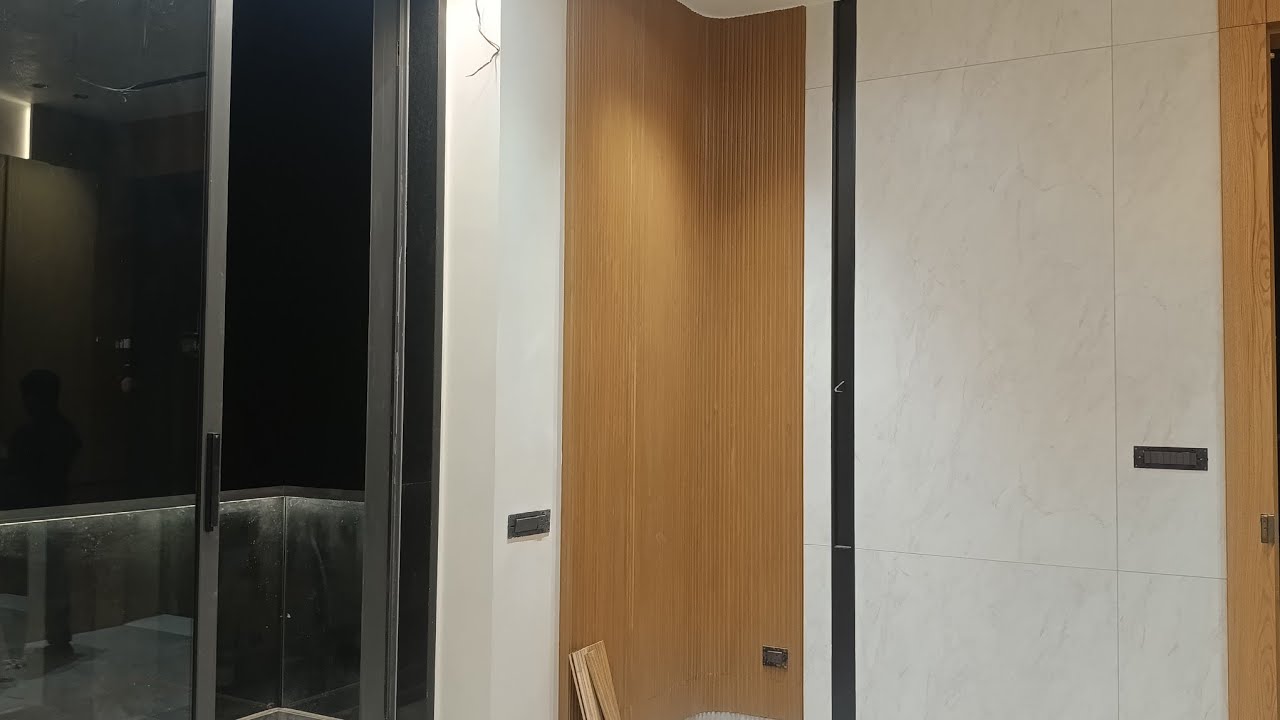 Leather ke upar molding wali Patti na lagwaye