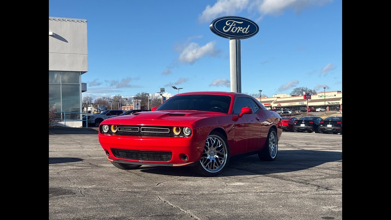 2021 Dodge Challenger SXT Lee's Summit, Blue Springs, Kansas City, Overland Park, Independence ...