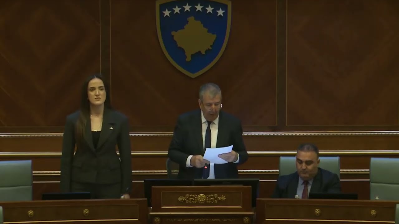 Konstituohet Kuvendi i Kosovës, Albulena Haxhiu zgjidhet kryetare e re e Parlamentit