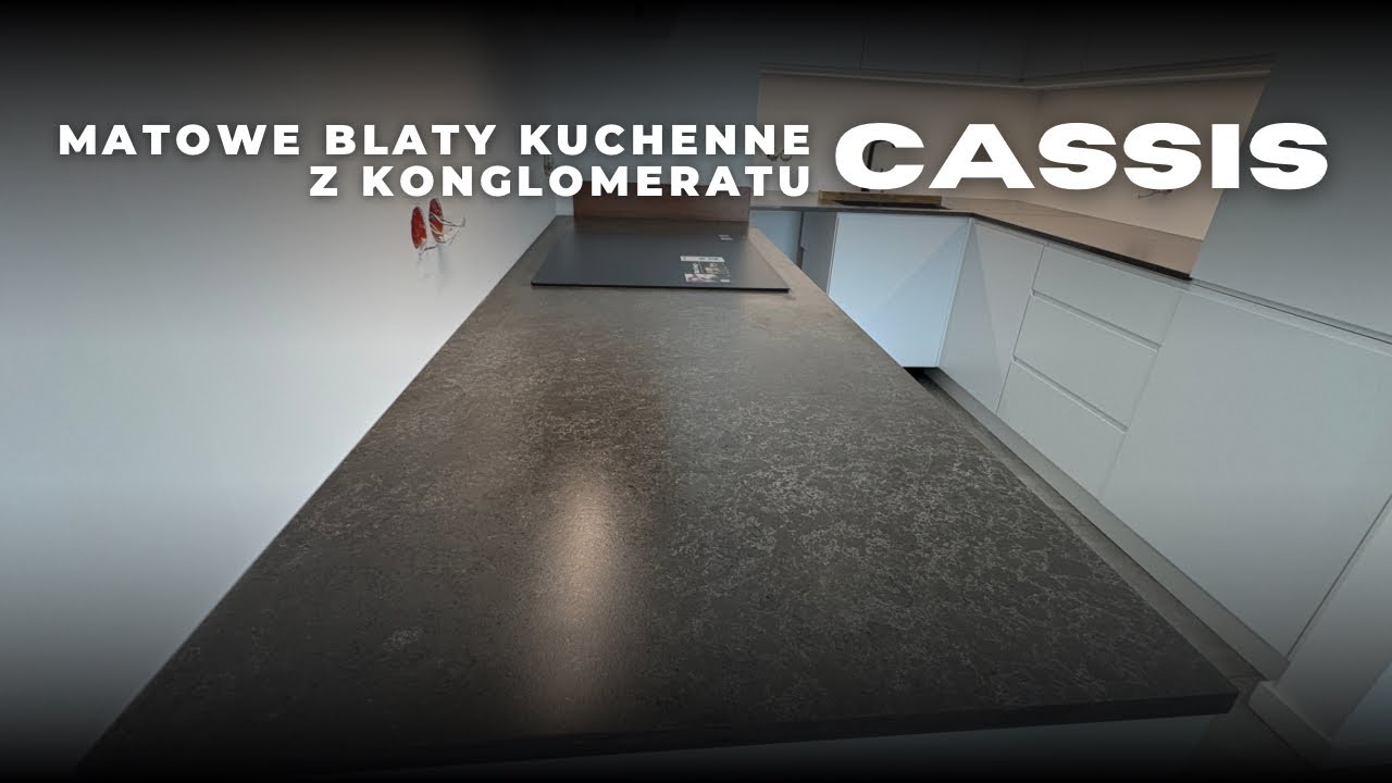 Matowe blaty kuchenne z konglomeratu Cassis 