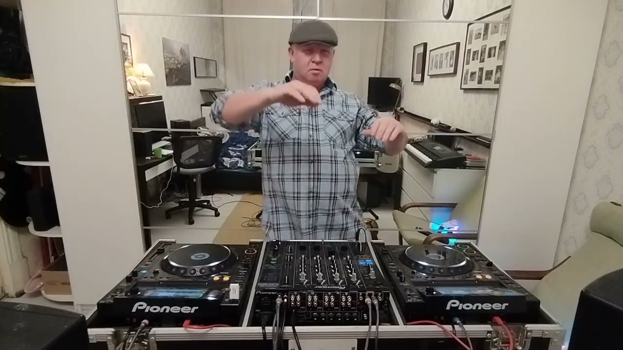 Танцуют фссеее! Pioneer CDJ 2000. Pioneer DJM 800.