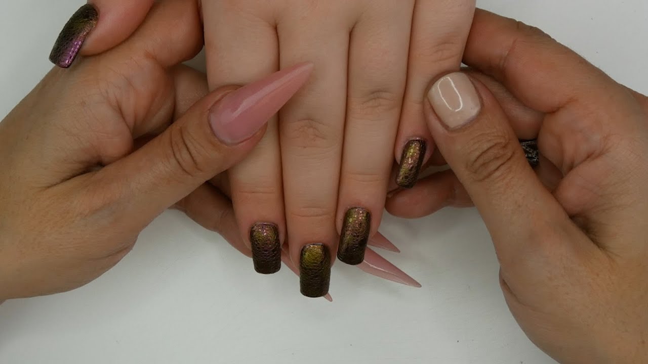 Nail Art Effet Mousse/Bulles Chromé