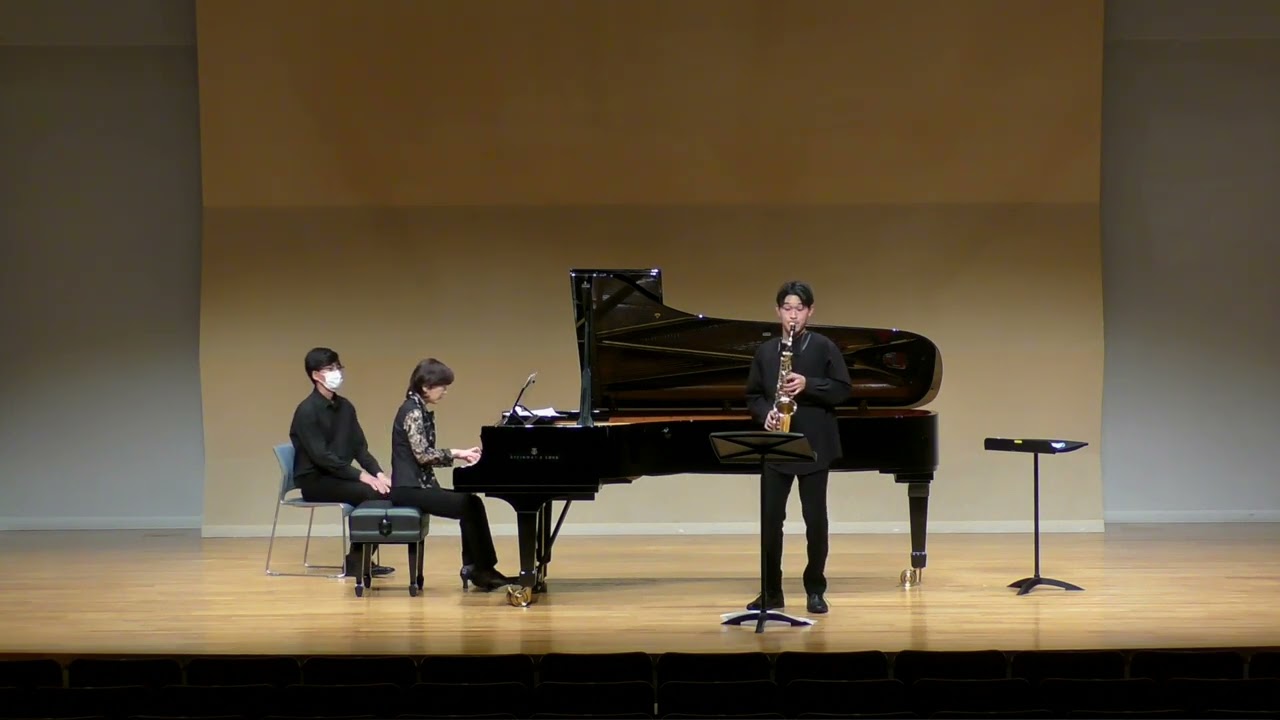 デュボワ/組曲形式による性格的小品　パリジェンヌ風に
