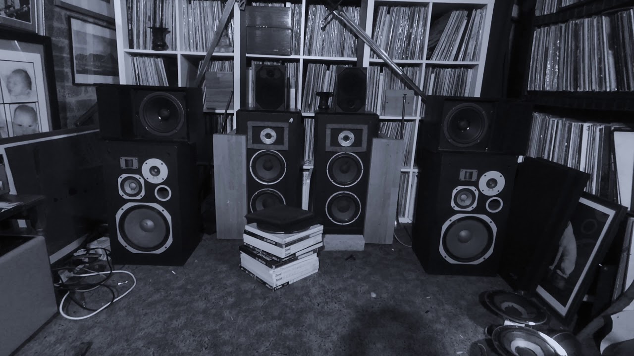 BOSE 301 Mark I First Try After Refoaming-1