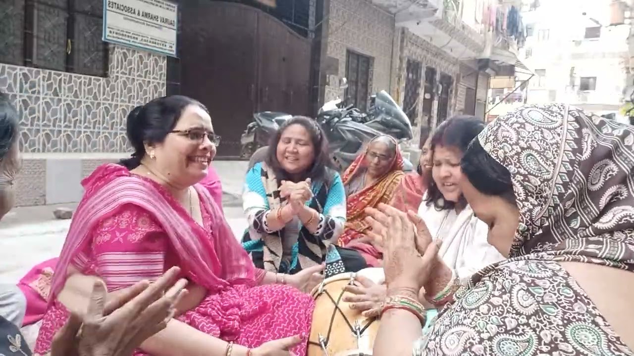मत मेरो जिया जलावे भोले संग जाउंगी😍 भोले बाबा का भजन🙏 latasharmabhajans🥰