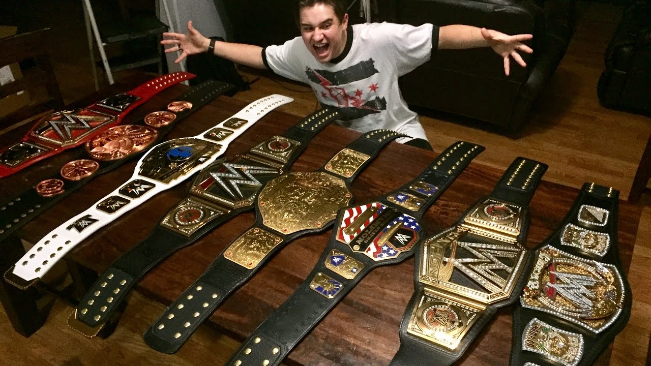 WWE CHAMPIONSHIP SPINNER TITLE BELT UNBOXING!