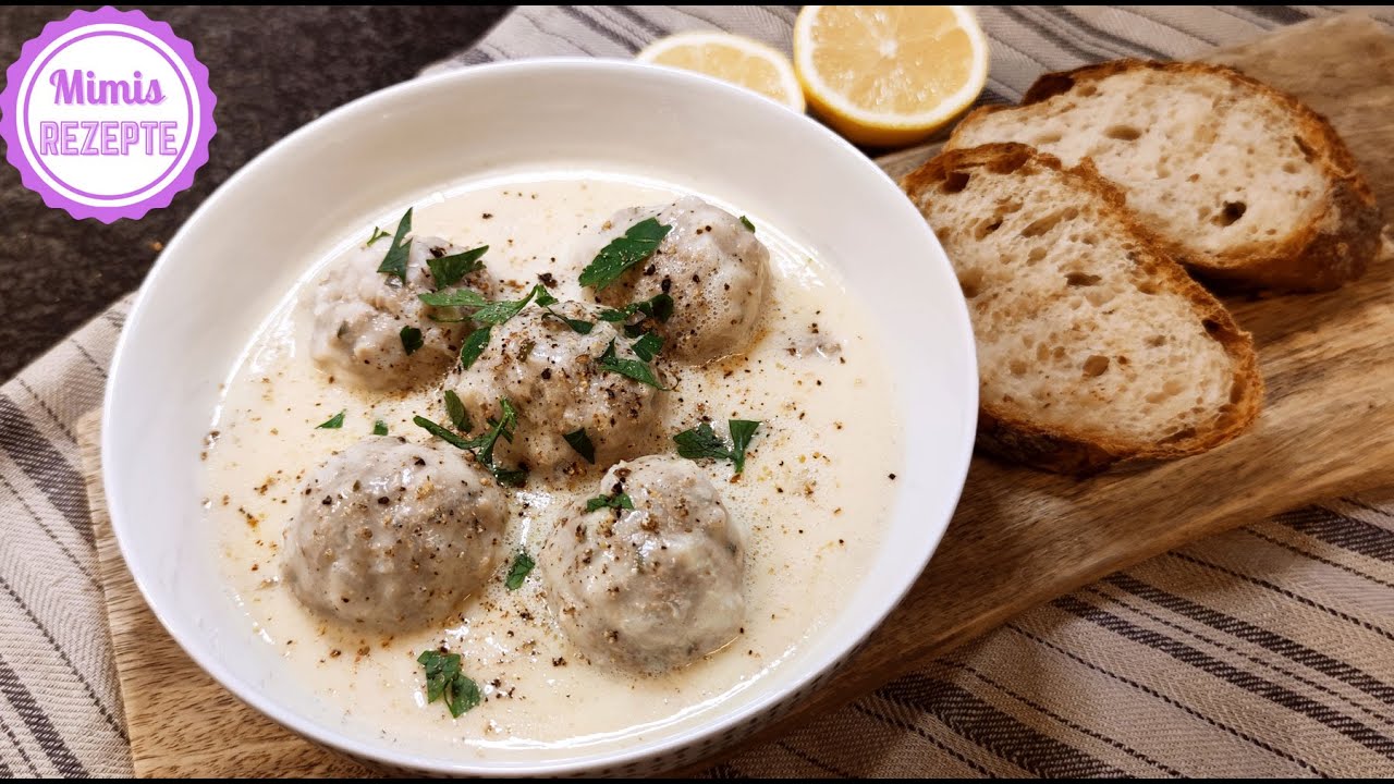 Griechische Reis-Hackbällchen in leckere Zitrone - Ei - Suppe. Giouvarlakia Avgolemono.
