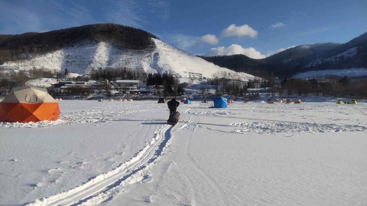 【北海道わかさぎ釣り】 シーズン初のかなやま湖、昨シーズンに続きIさんと行ってきました😃　今年は好調？初戦の釣果は昨年比の倍😍　いよいよIさんの正体が明らかに😁