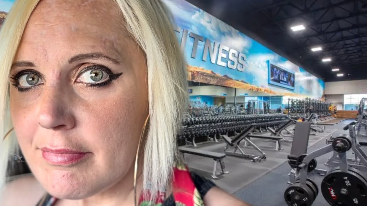Kristie Signs Up At The Gym