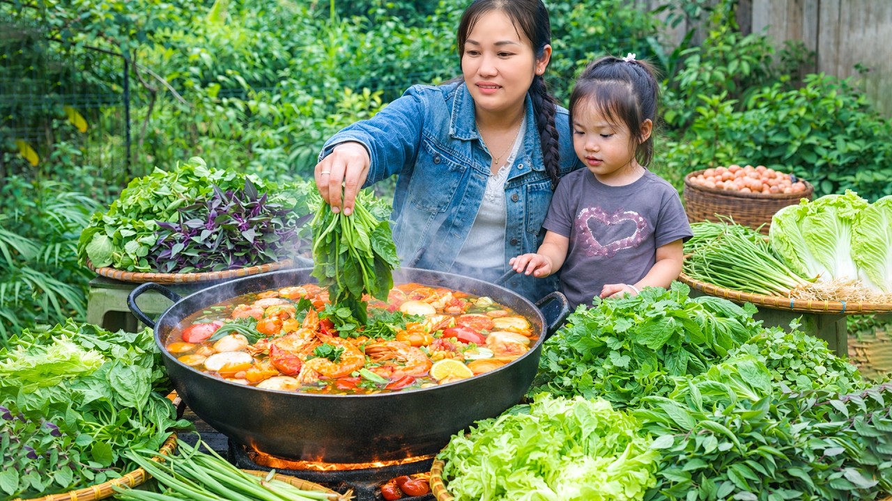 Nothing Beats This — A Cozy Farm Hot Pot With Garden Vegetables & My Daughter