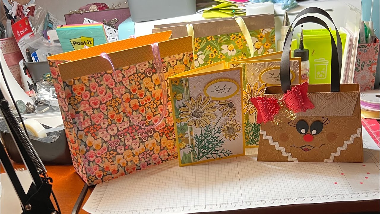HM from sweet Suzanne, makes & fold flat gift bag tutorial