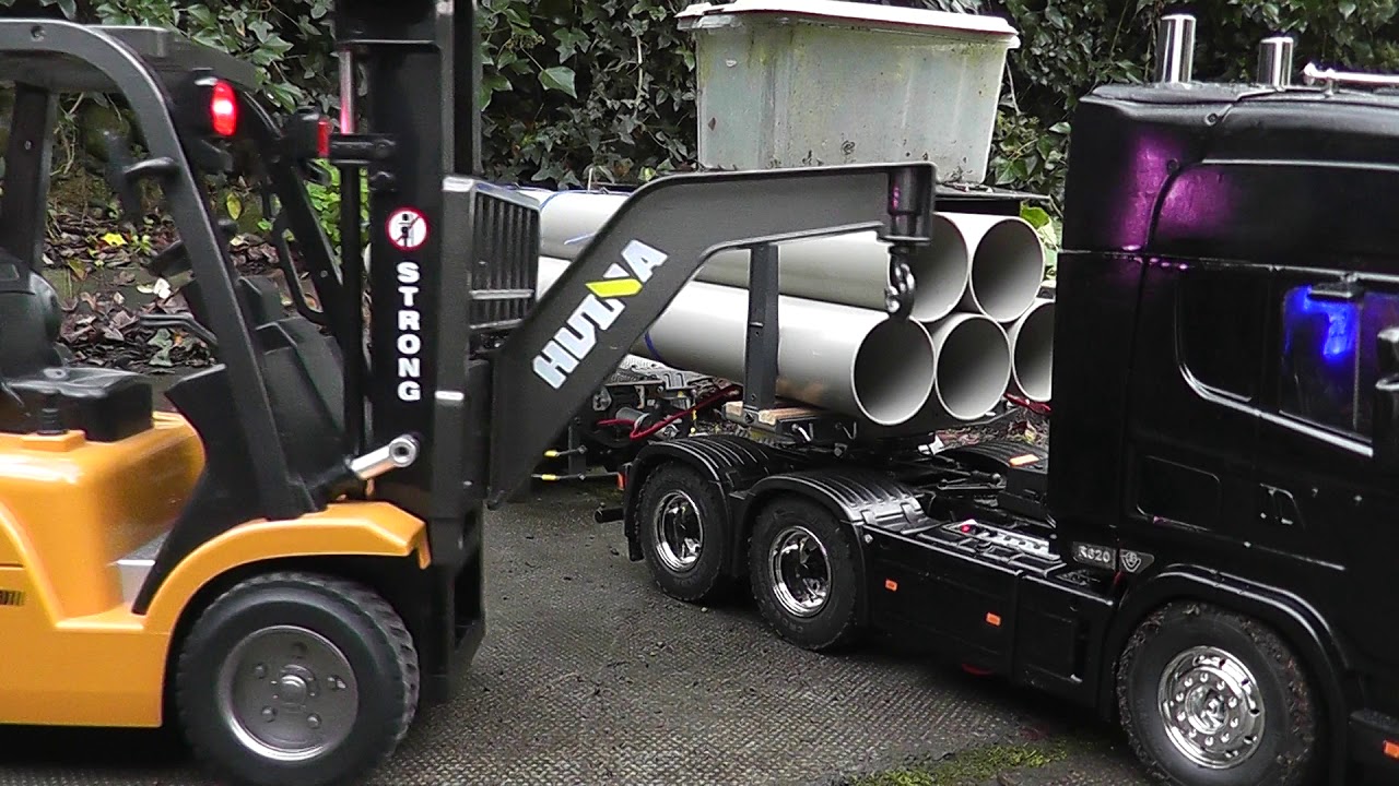 Tamiya Scania R620 Pole Trailer and Pipes