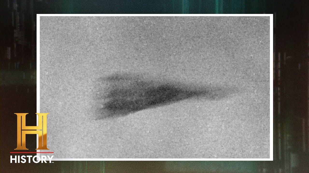 The Proof Is Out There: Startling Swedish UFO Photo (S4) | History