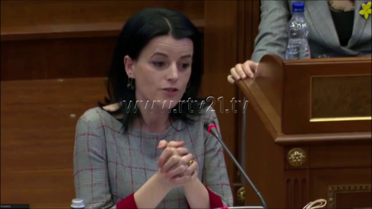Vasfije Krasniqi Goodman: Po ku ishit ju atëherë para 21 vjetëve, a ishit ju në tavane kur ja...
