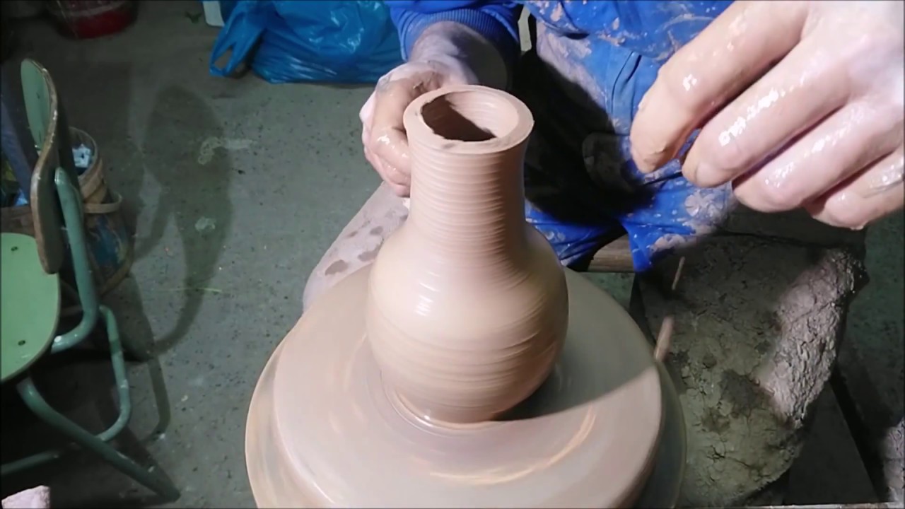 TORNO DE ALFARERO CERAMICA -- JARRON  DE BARRO O ARCILLA - #pottery