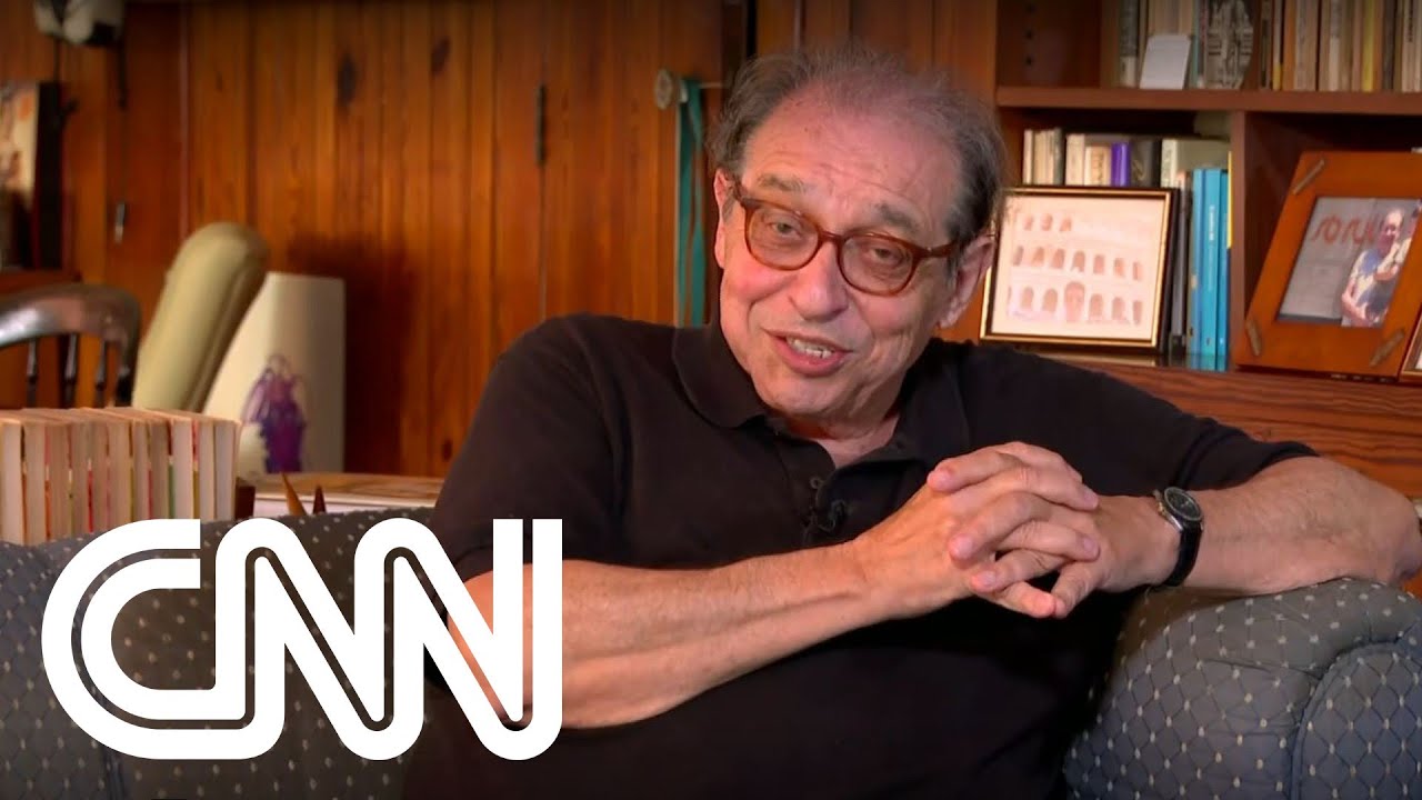 Semana de 22 não foi feita para atualizar o Brasil como dizem que foi, diz Ruy Castro | SEMANA DE 22